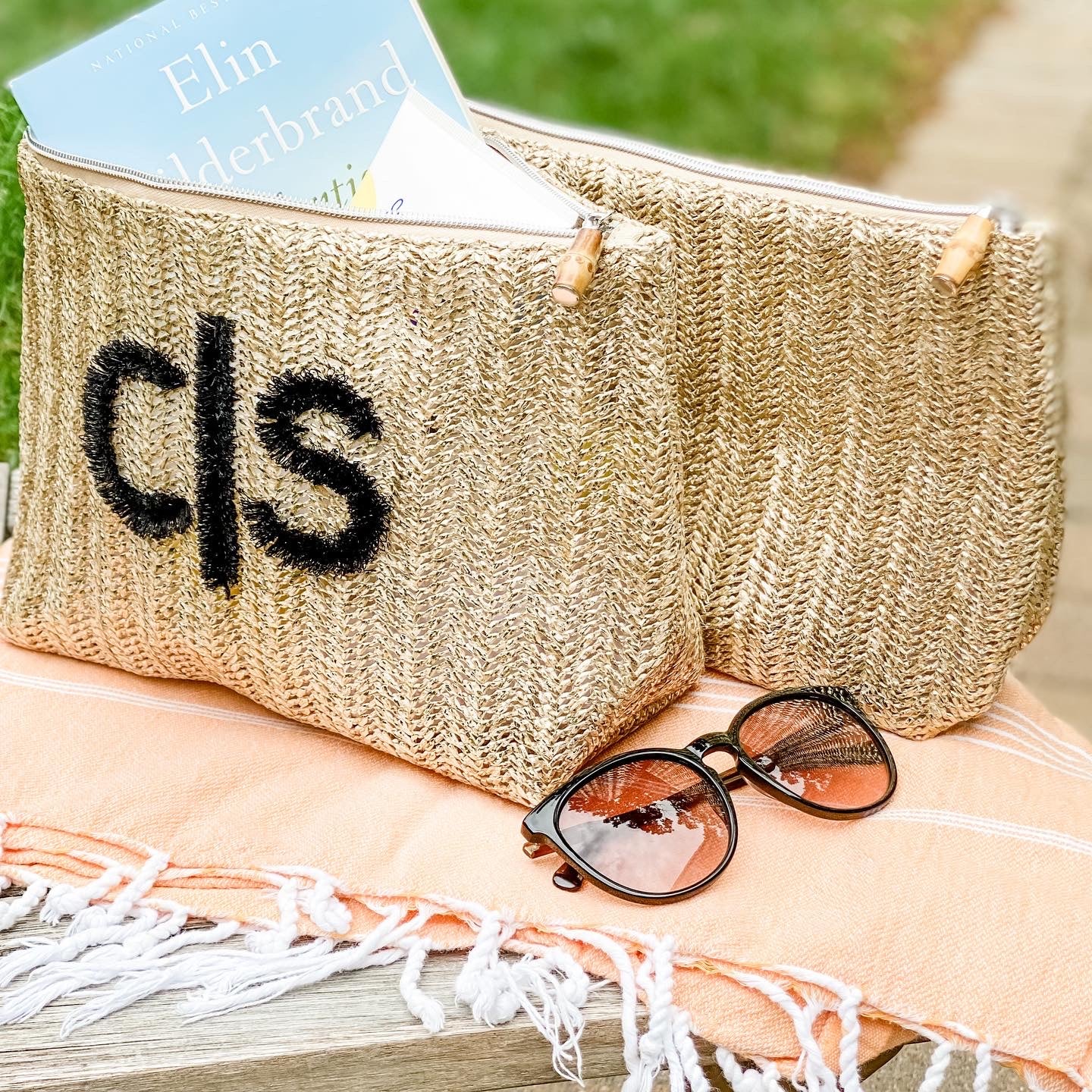 Gold straw clutch bag Clearance