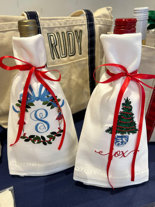 Holiday Fingertip Towel